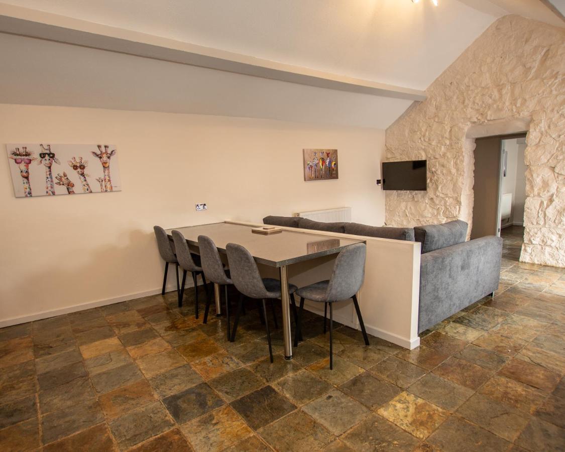 Dwylig Isa Holiday Cottages Rhuddlan エクステリア 写真