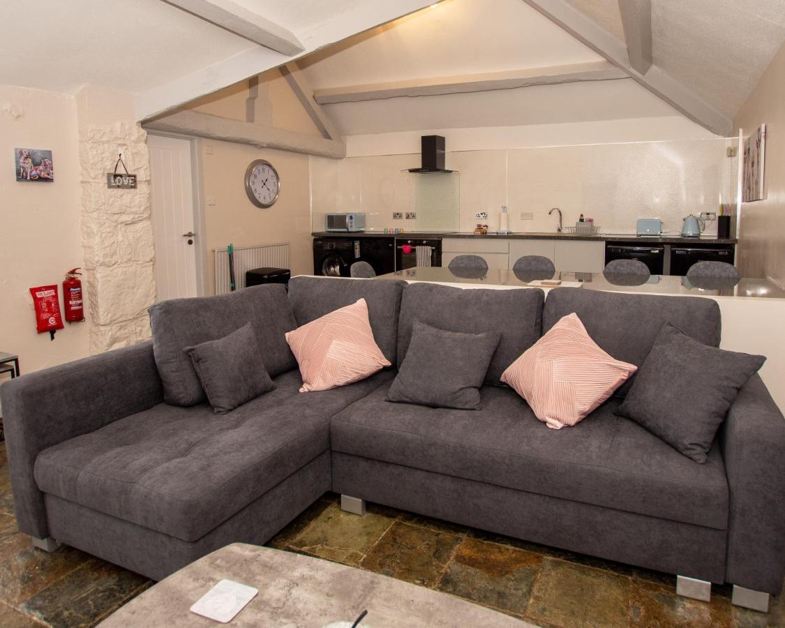 Dwylig Isa Holiday Cottages Rhuddlan エクステリア 写真