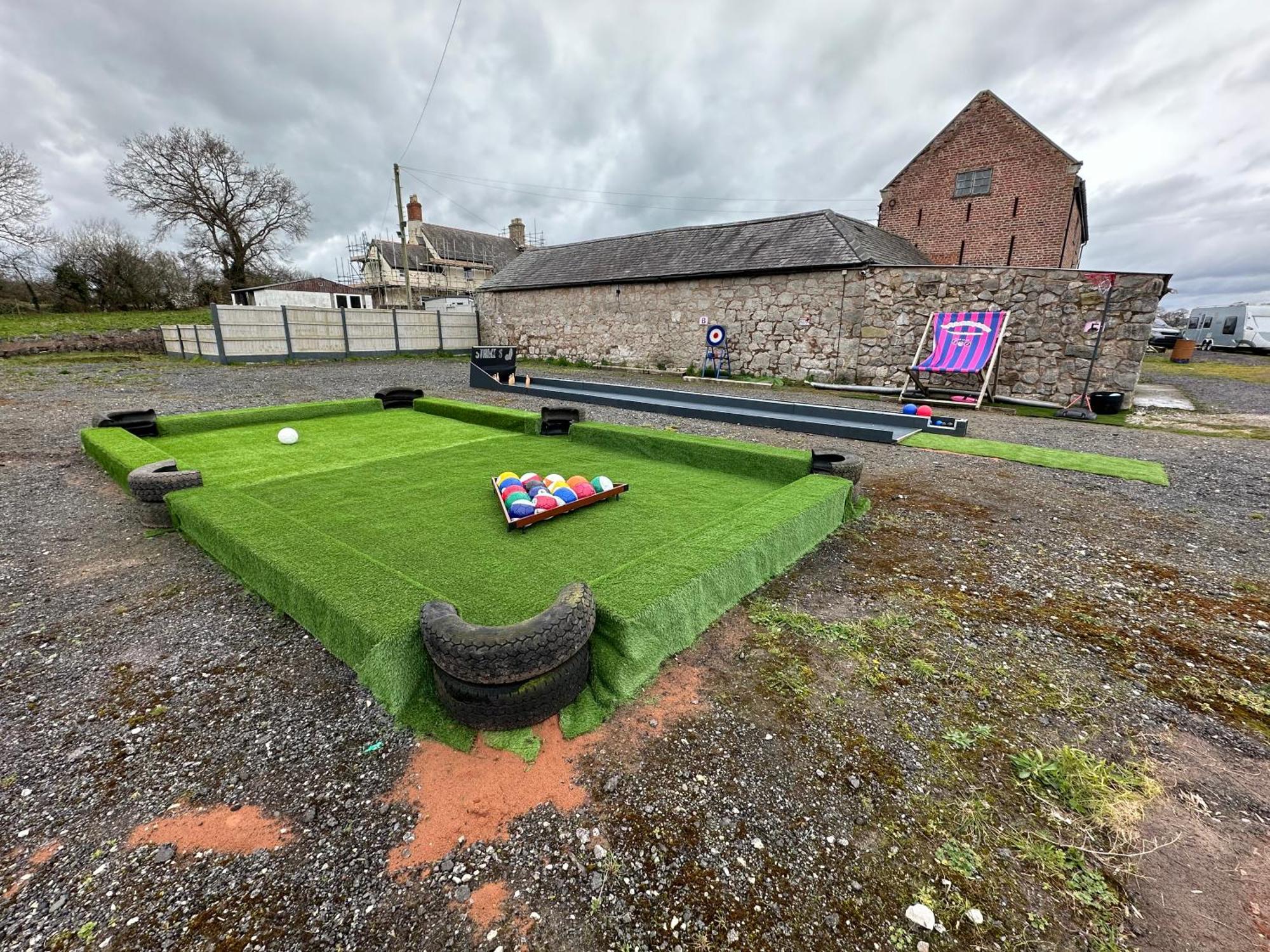 Dwylig Isa Holiday Cottages Rhuddlan エクステリア 写真