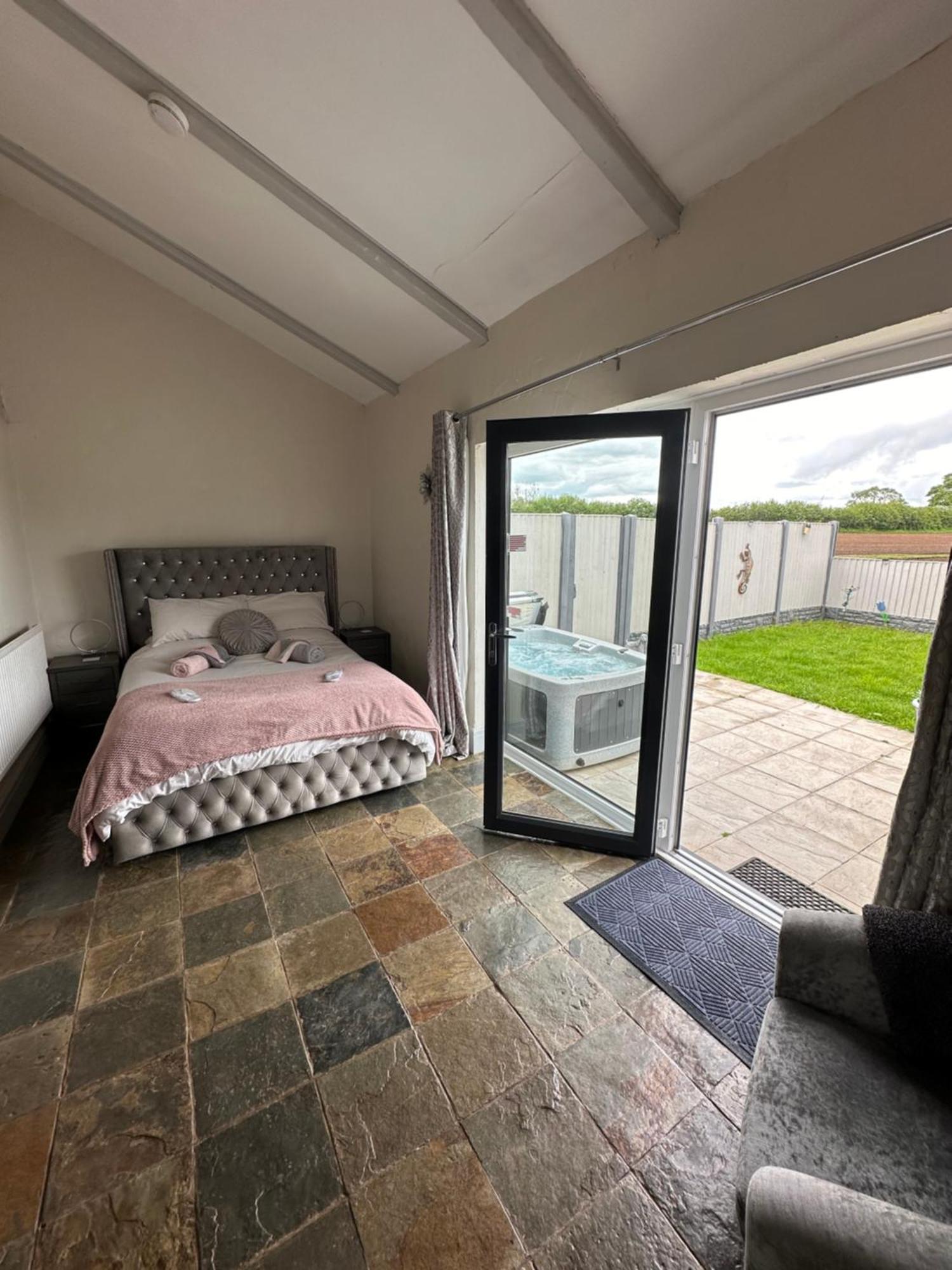 Dwylig Isa Holiday Cottages Rhuddlan 部屋 写真